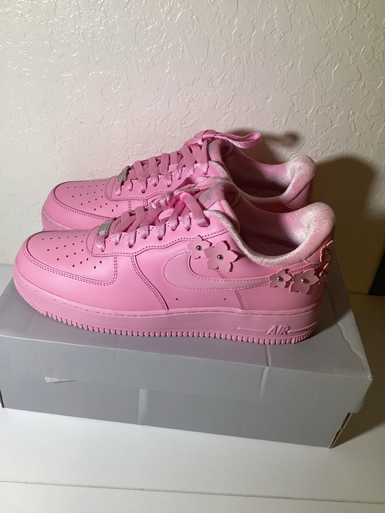 Nike Shoes - Nike Pink Women's Low-Top Athletic Sneakers